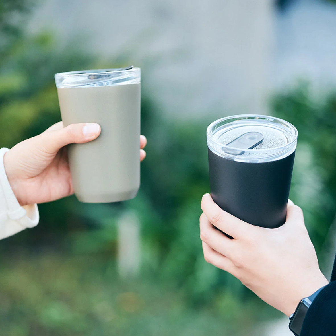 KINTO TO GO TUMBLER 360ml with plug - Black -